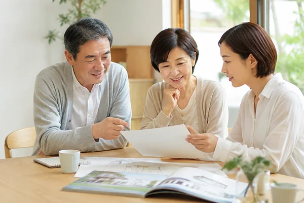相続予定の実家を、売る・貸す・住むのどれにするか判断したい