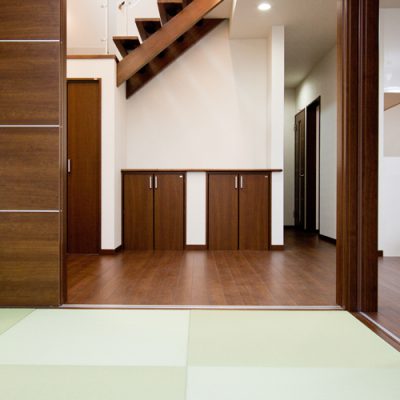 和室_リビングを１・２階で立体的に使用できる注文建築（お建て替え事例）～神戸市灘区Ｎ様邸